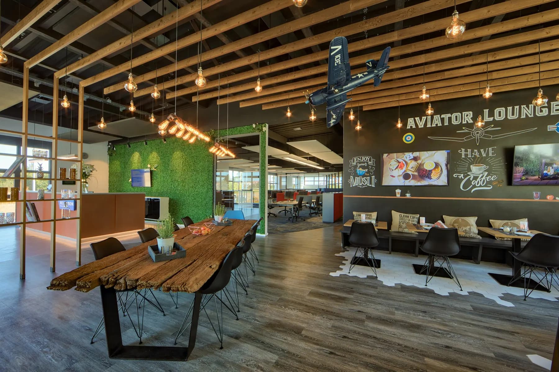 Die Aviator Lounge im Adstark-Büro in Freiburg
