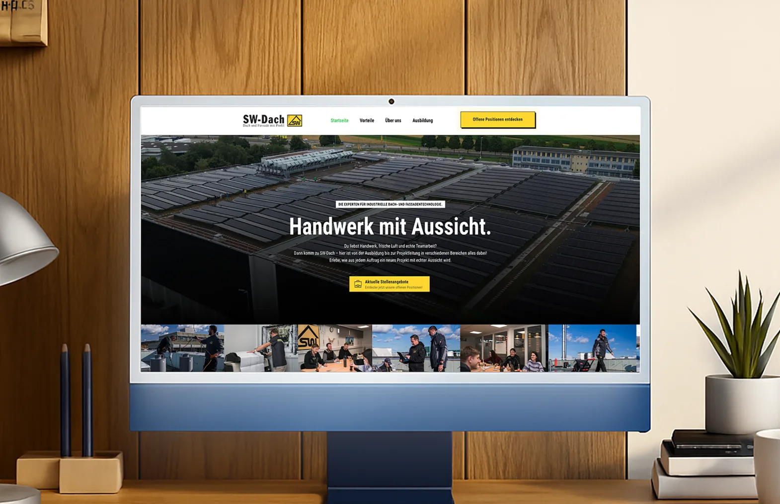 Erlebnis-Karriereseite von SW-Dach GmbH auf einem Monitor